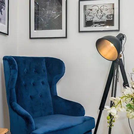 Chwaliszewo With Free Garage By Renters