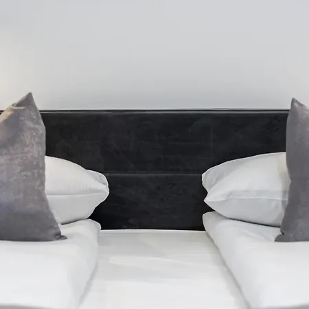 Chwaliszewo With Free Garage By Renters Poznan