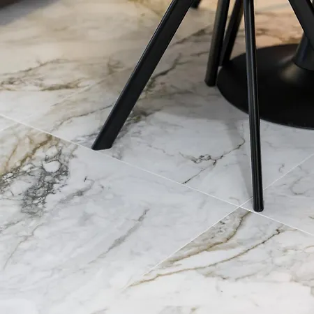 Chwaliszewo With Free Garage By Renters * Poznan