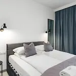 Chwaliszewo With Free Garage By Renters Apartmán Poznaň