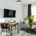 Chwaliszewo With Free Garage By Renters Apartmán