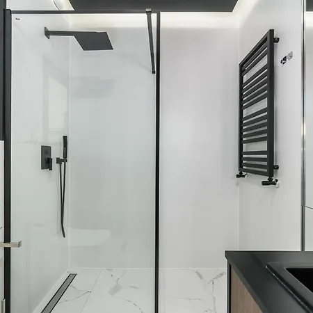 Apartment Chwaliszewo With Free Garage By Renters Posen