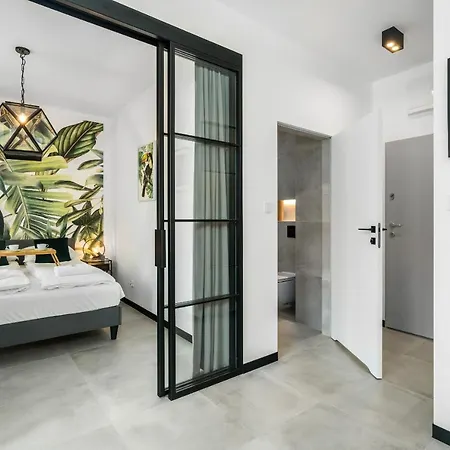 Chwaliszewo With Free Garage By Renters * Poznan