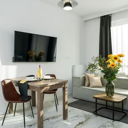 Chwaliszewo With Free Garage By Renters Apartment