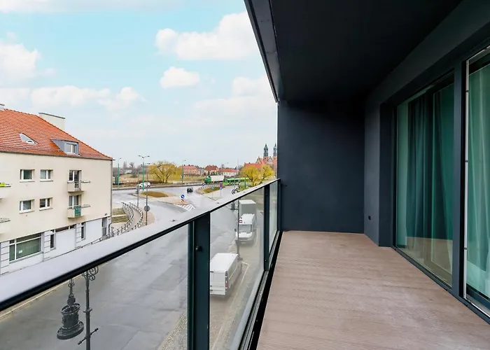 Chwaliszewo With Free Garage By Renters