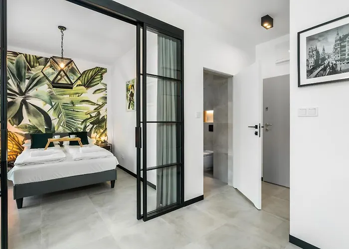 Chwaliszewo With Free Garage By Renters * Poznań