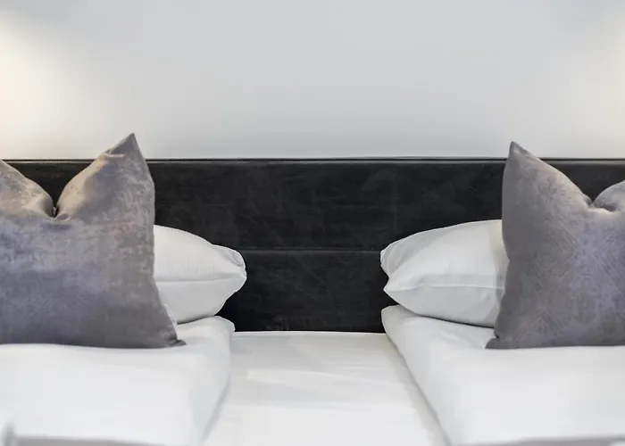 Chwaliszewo With Free Garage By Renters Poznań