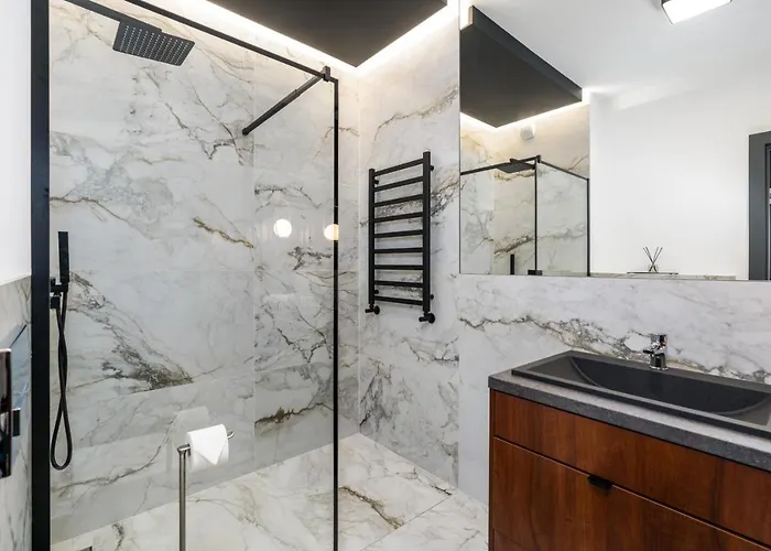 Chwaliszewo With Free Garage By Renters