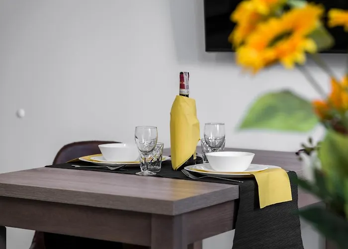 Chwaliszewo With Free Garage By Renters Lägenhet Poznań