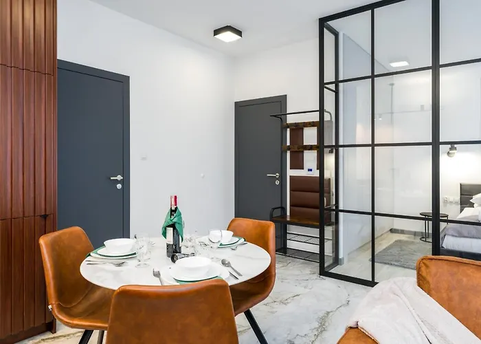 Chwaliszewo With Free Garage By Renters Lägenhet